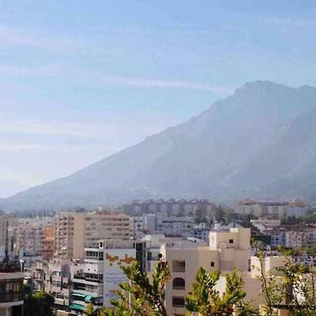 Large Modern Beach Front Apartment, Rooftop Pool!! Marbellac Extérieur photo