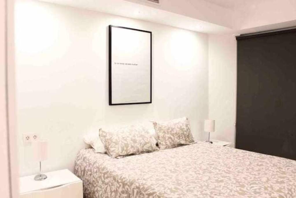 Large Modern Beach Front Apartment, Rooftop Pool!! Marbellac Extérieur photo
